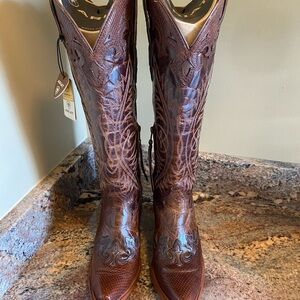 Ariat Dark Brown Leather Boots with Stitching